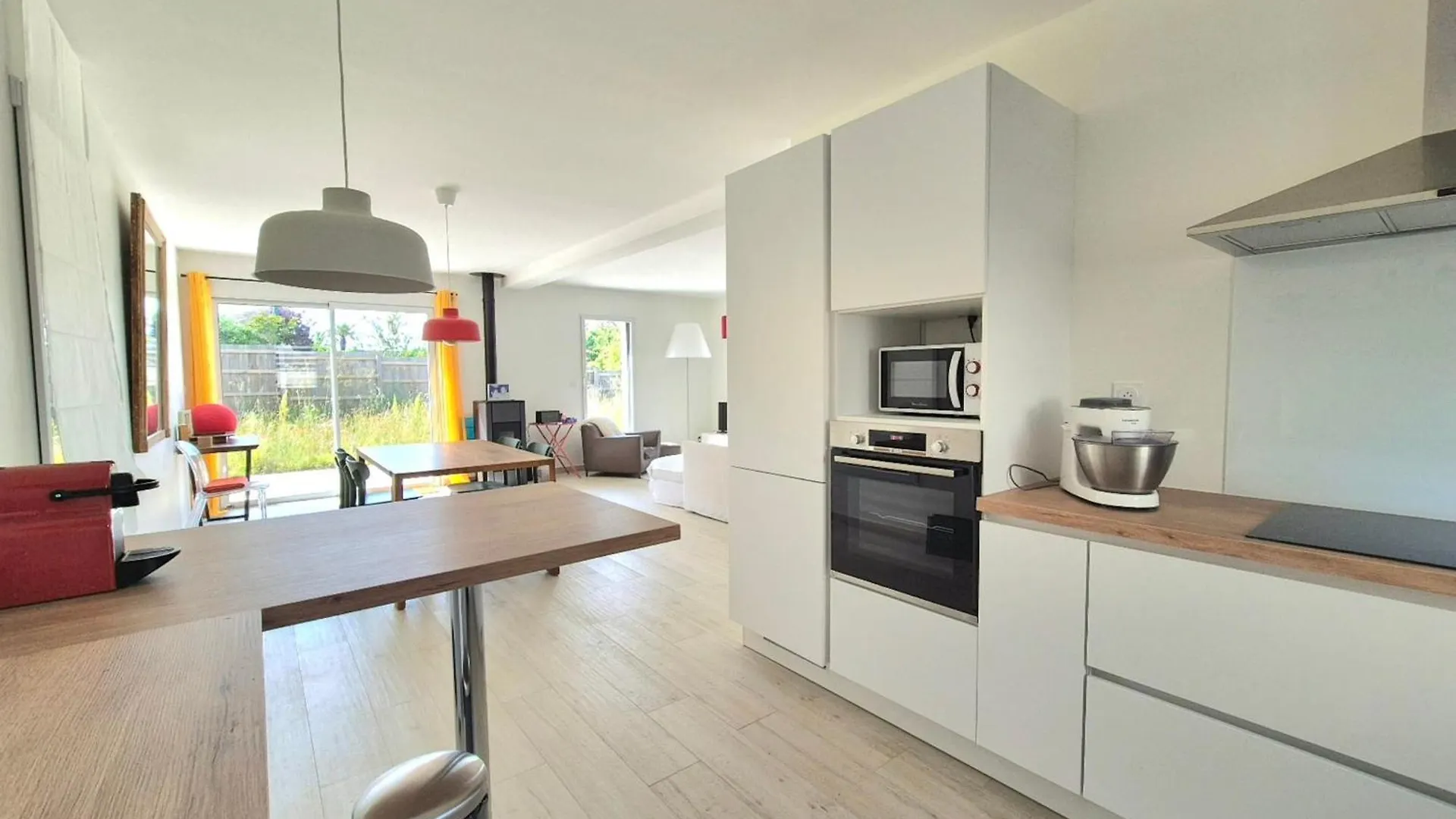 Superb House With Garden - Saint-Coulomb Villa Feriehus