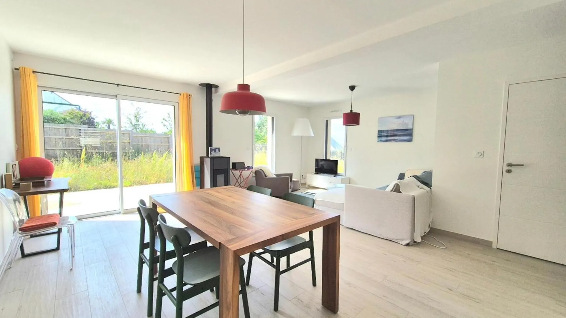 Superb House With Garden - Saint-Coulomb Villa